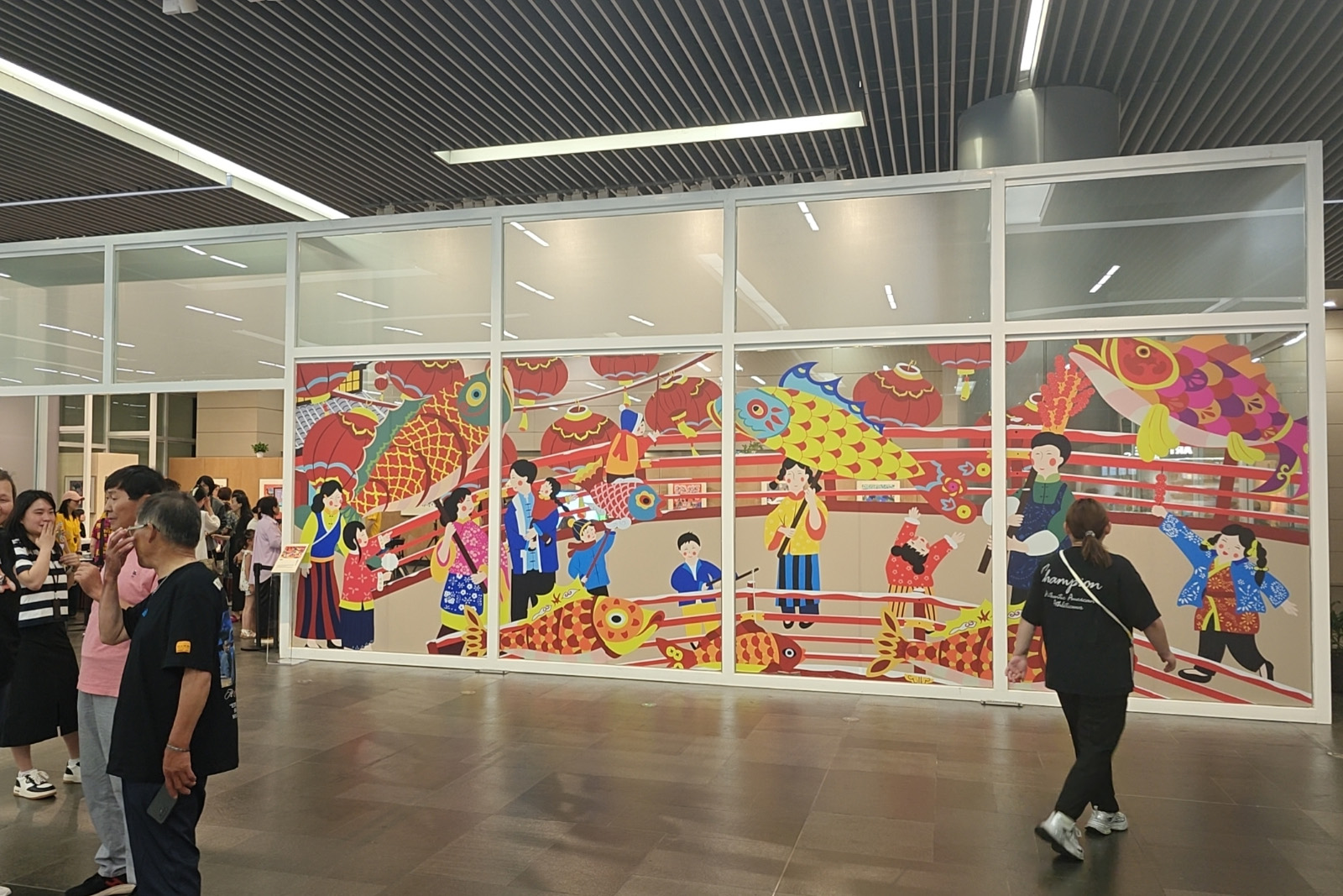 首届中国乡土绘画（农民画）作品展在沪盛大开幕，金山农民画闪耀舞台 - 金山农民画